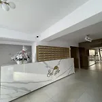 Sunrise Bel Air Apartment