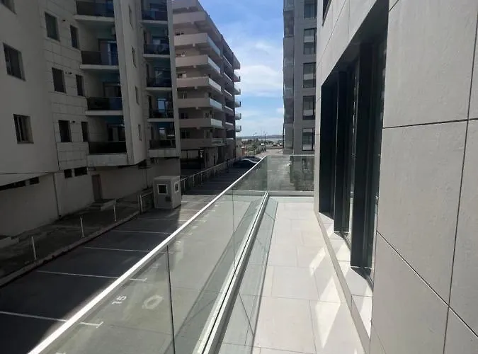 Sunrise Bel Air アパート *